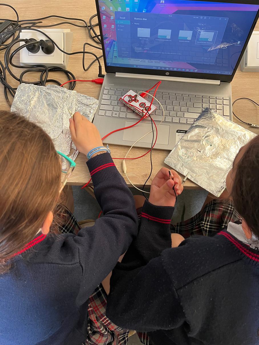 TecnoKids – Laberinto de la Web, Banda Eléctrica y Lego Spike
